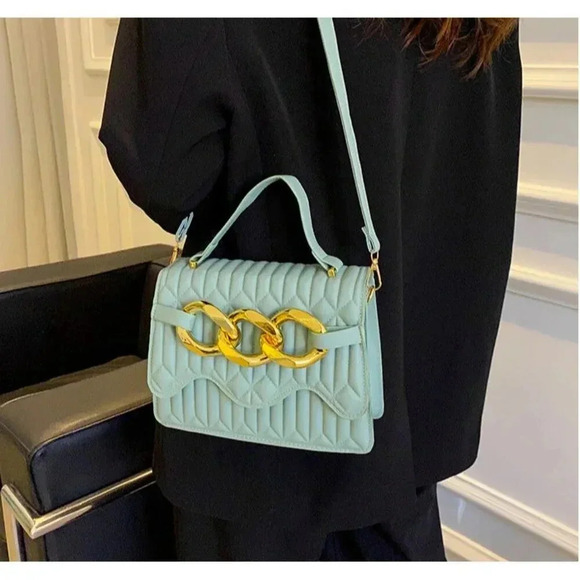 Women GREEN Fashion Chain Decorative Flap Design Solid Color Crossbody Bag - Picture 2 of 2